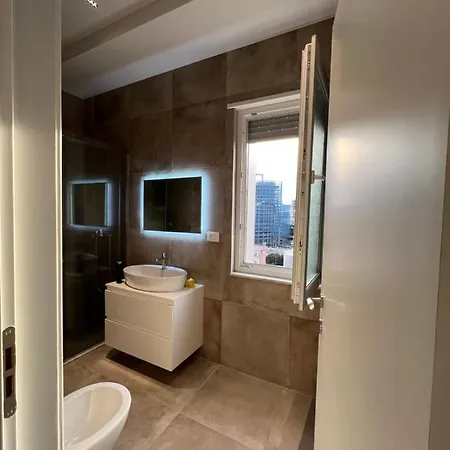 Apartament 2+1 ,blanc 8 Apartman Tirana