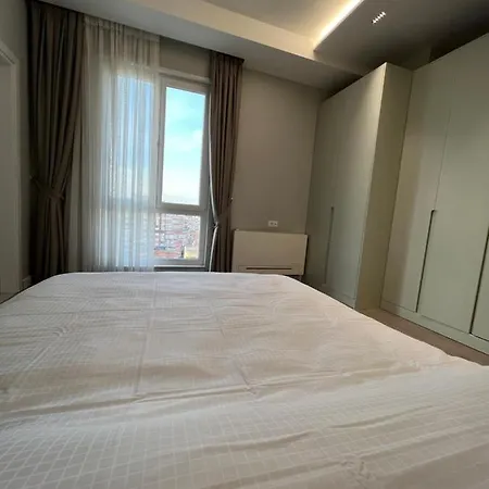 公寓 Apartament 2+1 ,blanc 8 地拉那